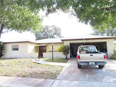 9244 79th Ave Largo, FL 33777