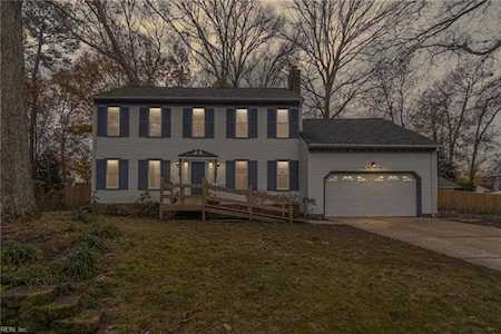 2141 Kenwood Dr Virginia Beach, VA 23454