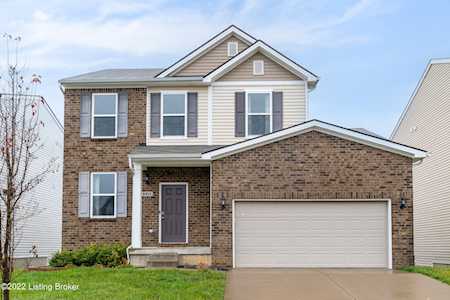 6915 Drury Dr Louisville, KY 40229