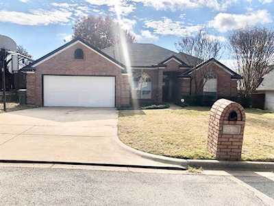 7516 Brentwood Court North Richland Hills, TX 76182