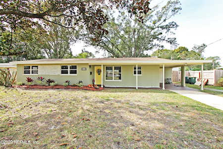 7956 Argentine DR W Jacksonville, FL 32217