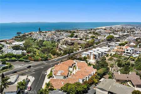 401 Seaward Rd #2 Corona Del Mar, CA 92625