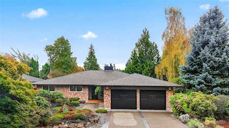 15837 SE Fairwood Blvd Renton, WA 98058