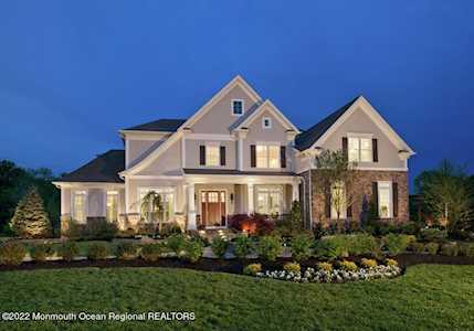 61 Windemere Rd Lincroft, NJ 07738