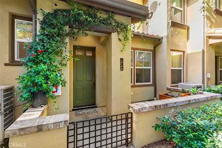 237 Coral Rose Irvine, CA 92603
