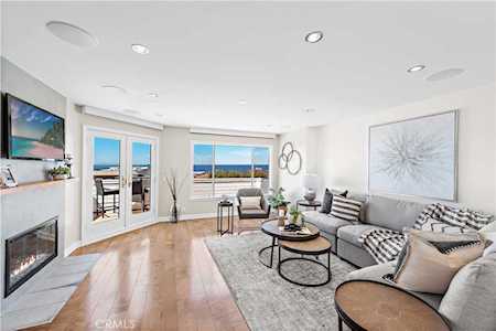 922 Acapulco St Laguna Beach, CA 92651