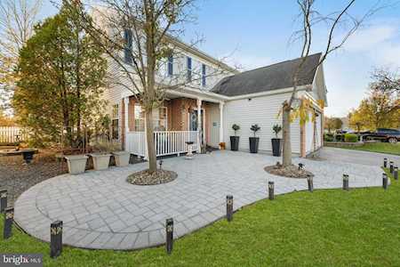38 Brownstone Rd Hightstown, NJ 08520