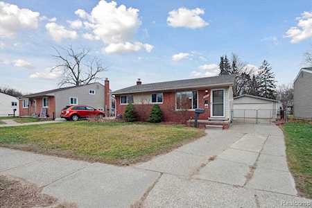 34473 Avondale St Westland, MI 48186