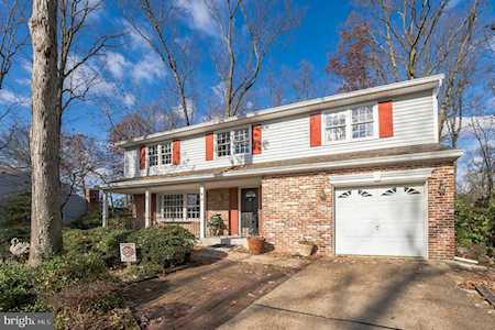 116 Beechtree Dr Cinnaminson, NJ 08077