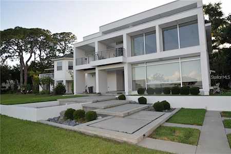 1405 N Bayshore Dr Safety Harbor, FL 34695