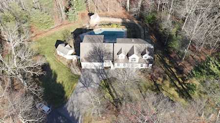 34 Lowell Ave Holden, MA 01520