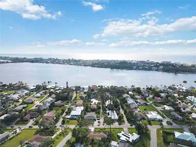 6711 Avenue C Sarasota, FL 34231