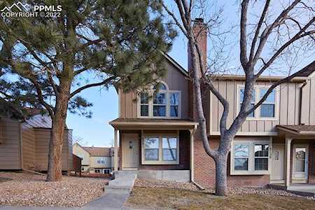 6731 Mountain Top Lane Colorado Springs, CO 80919