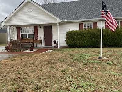1216 Karleigh Ct Murfreesboro, TN 37130