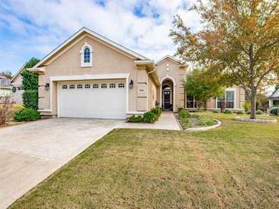 10905 Murray S Johnson Street Denton, TX 76207