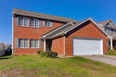 7 Elsworth Court Mcleansville, NC 27301