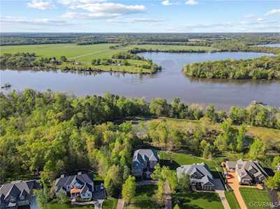 1536 Bluewater Terrace Chester, VA 23836