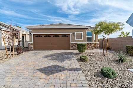 8688 Vondel Park St Las Vegas, NV 89148