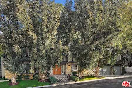 3818 Benedict Canyon Dr Sherman Oaks, CA 91423