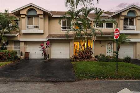 2080 E Discovery Cir E #2080 Deerfield Beach, FL 33442