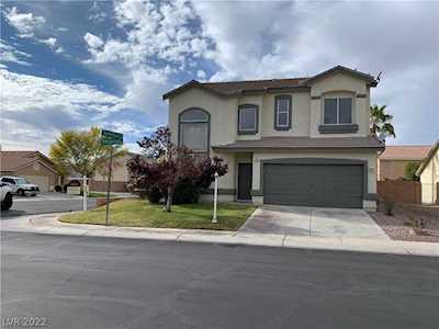 2717 Echo Springs St Las Vegas, NV 89156