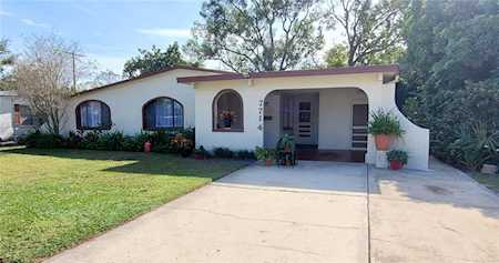 7714 W Powhatan Ave Tampa, FL 33615