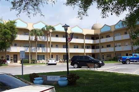 2466 Ecuadorian WAY #40 Clearwater, FL 33763
