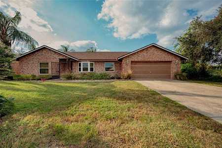 1260 W Embassy Dr Deltona, FL 32725