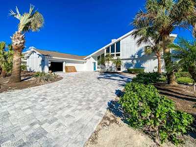 9094 Mockingbird Dr Sanibel, FL 33957