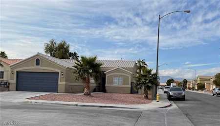 5437 Silent Path Way North Las Vegas, NV 89031