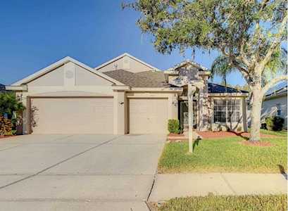 11929 Northumberland Dr Tampa, FL 33626