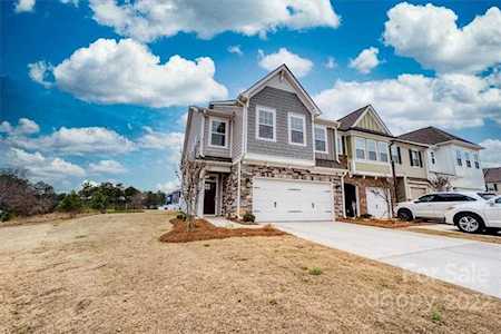 1405 Crest Creek Ct Clover, SC 29710
