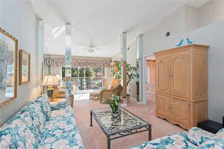2462 Hidden Lake Dr #4 Naples, FL 34112