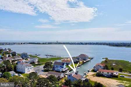 113 Loughlin Ln Ocean View, DE 19970