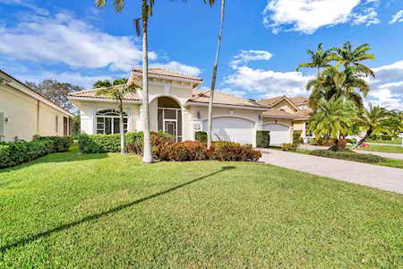 2375 Curley Cut West Palm Beach, FL 33411
