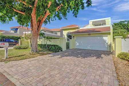357 Pelican Way Delray Beach, FL 33483