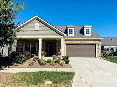 9108 Meadowmist Ln Huntersville, NC 28078
