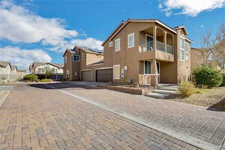 952 Wembly Hills Place Henderson, NV 89011
