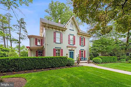 155 Main St E Moorestown, NJ 08057