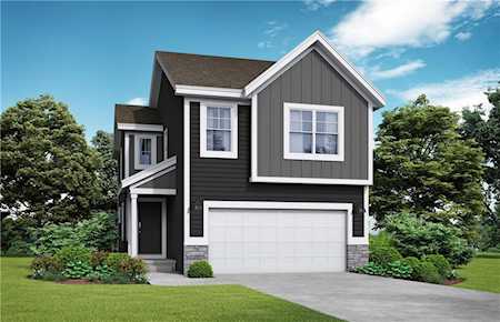 8781 SW 8th St Blue Springs, MO 64064
