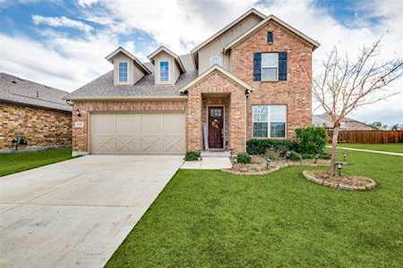 6226 Halton Drive Aubrey, TX 76227