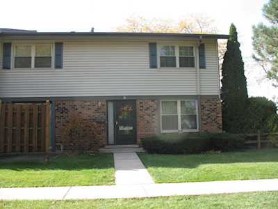 6 Winthrop Ct #15-2 Downers Grove, IL 60516