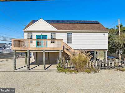 1220 Central Ave Ship Bottom, NJ 08008