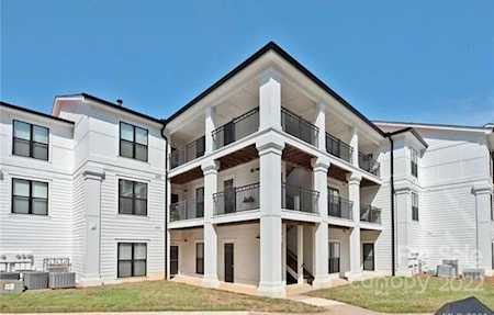 17810 Half Moon Ln Cornelius, NC 28031