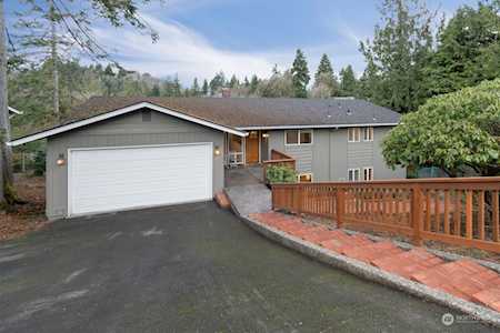 2441 W Lynnwood Dr Longview, WA 98632