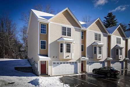 11 Rockingham Rd #A Auburn, NH 03032