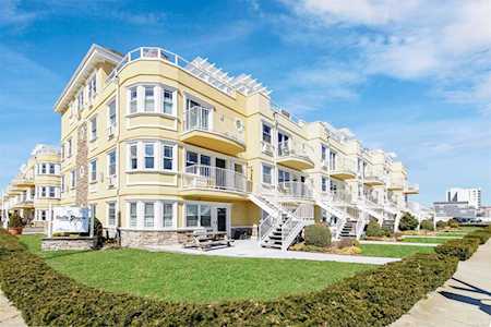 179 Beach 100 Street #7B Rockaway Park, NY 11694