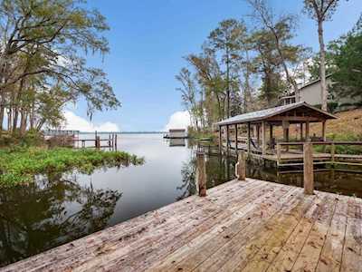2873 Parramore Shores Rd Tallahassee, FL 32310