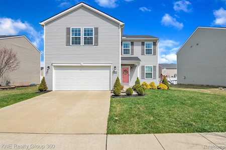 8357 Crab Apple Trl Lima Twp, MI 48130