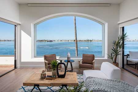 3535 Riviera Dr San Diego, CA 92109
